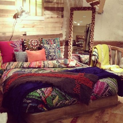 bedroom__bohemian_bedding_design_ideas_with_ralph_lauren_bohemian_bohemian_style_bedroom_